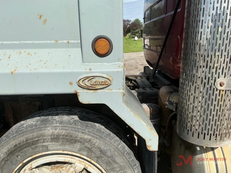 1998-mack-rd688s-image-24