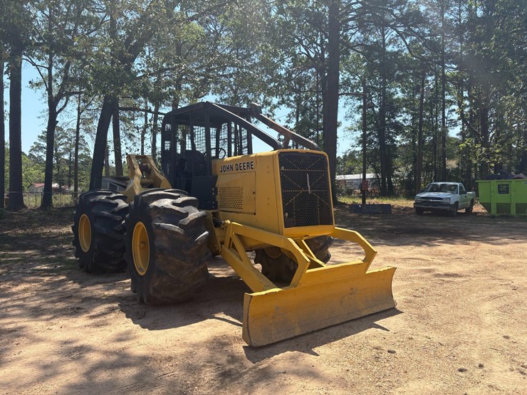 1983-john-deere-640-image-11