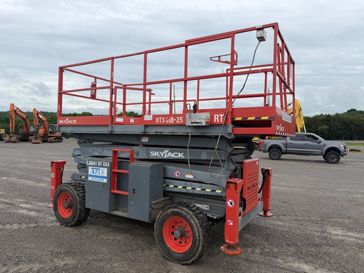 skyjack-sj8841rt-image-1