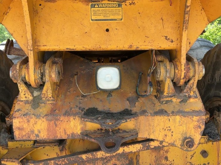 #131-•-bell-off-road-dump-truck-image-60