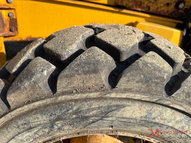 2013-deere-310k-ep-image-23