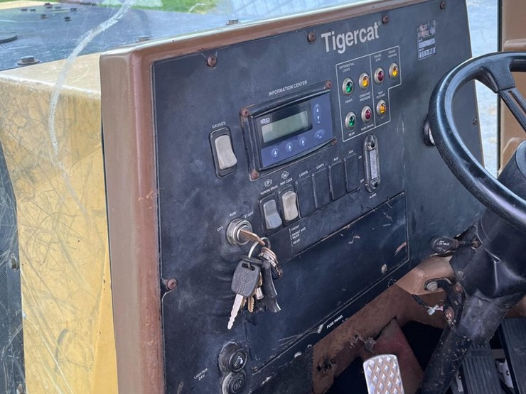 2006-tigercat-610-image-23