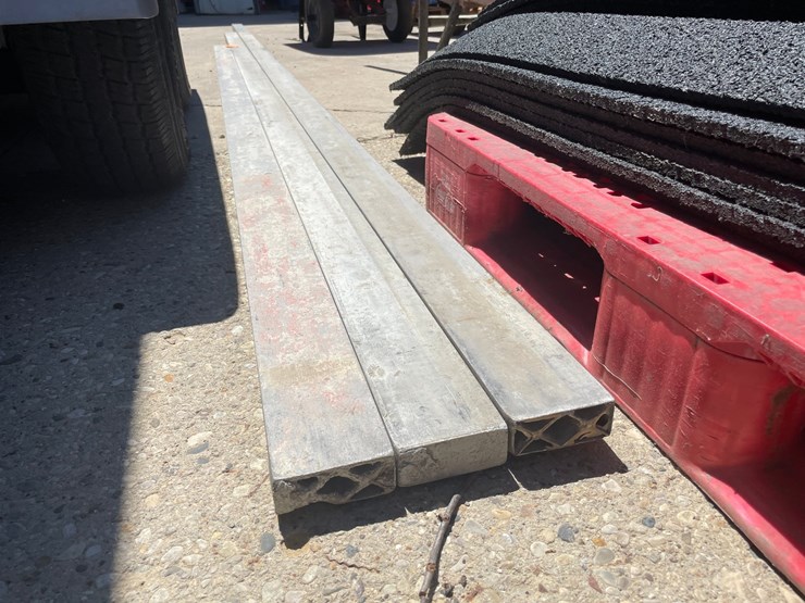 #6077-•-(3)-aluminum-strike-boards-image-1