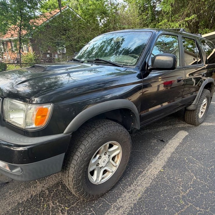 1999 TOYOTA 4 RUNNER