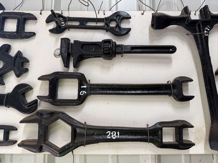 assorted-cast-iron-tools-and-wrenches-image-4