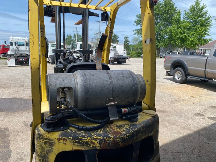2016-hyster-h30ft-lp-forklift-image-10