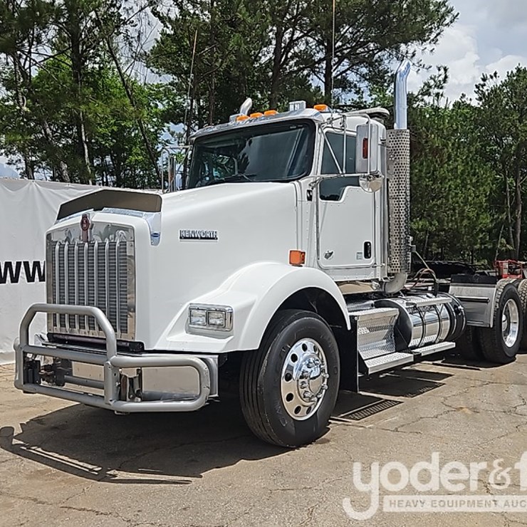 2020 KENWORTH T800