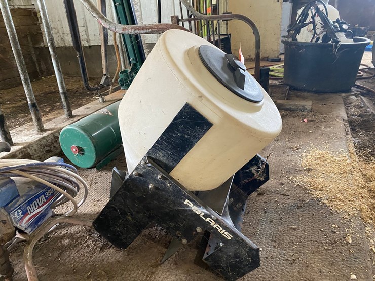 #3561-•-electric-seed-spreader-image-1