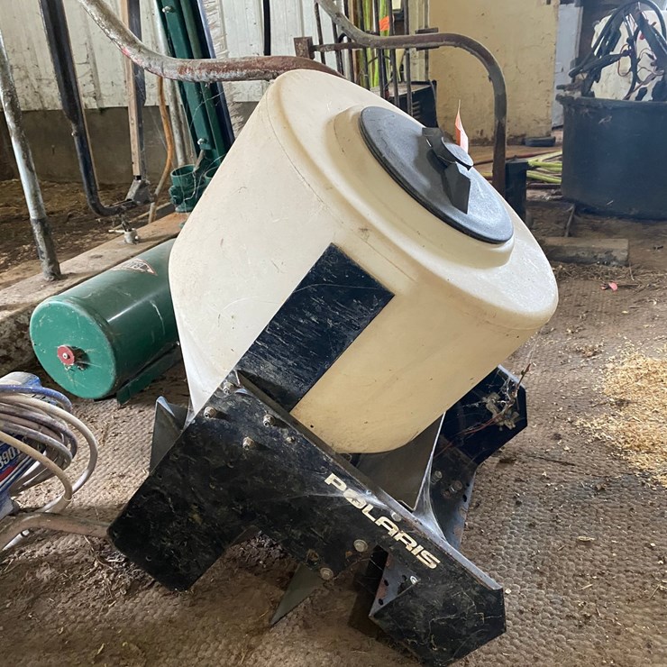 #3561 • Electric Seed Spreader