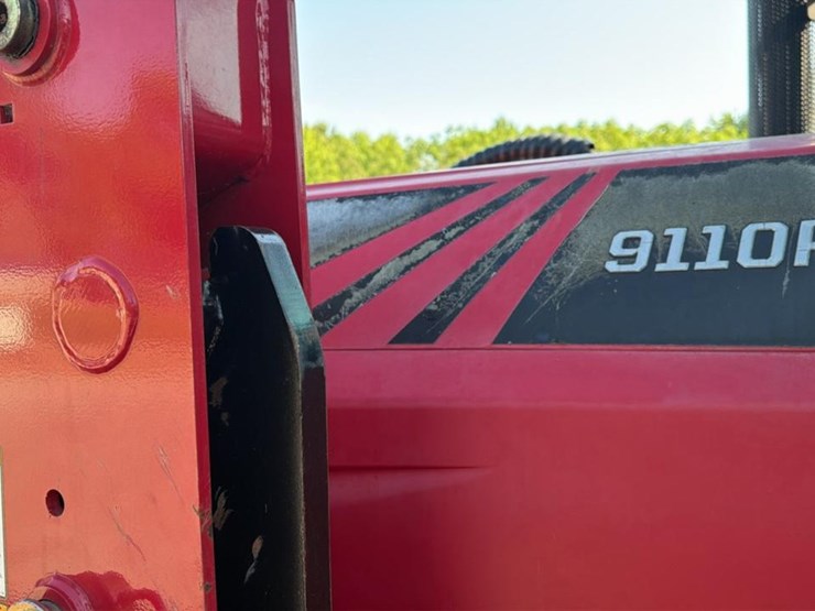 2018-mahindra-9110p-image-25