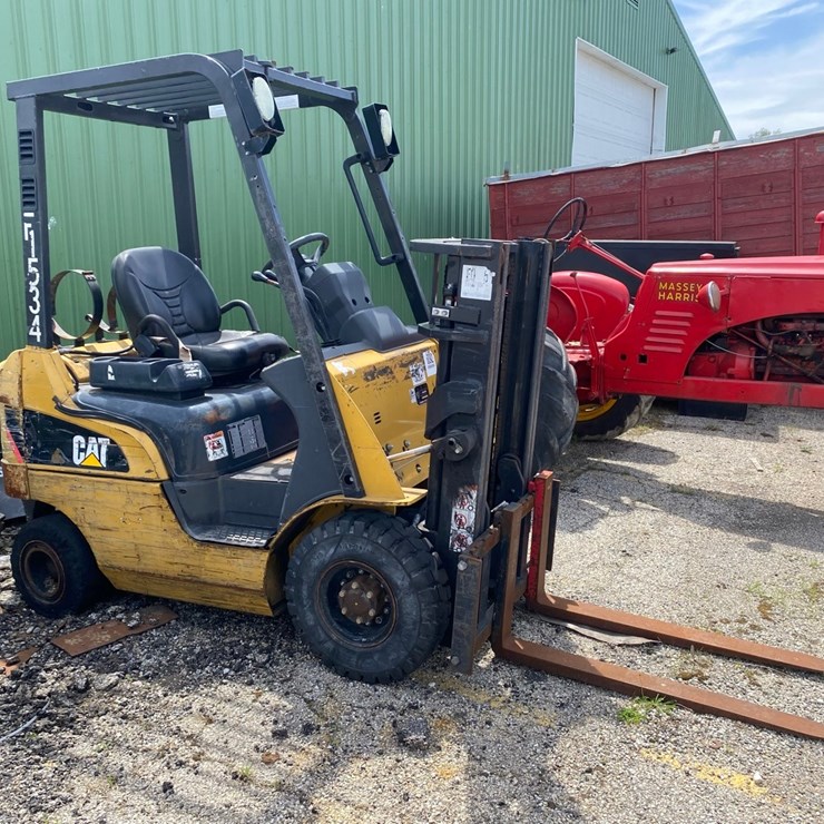 Cat GP15N forklift