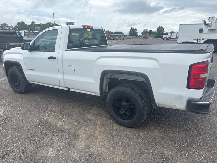 2017-gmc-sierra-1500-image-4