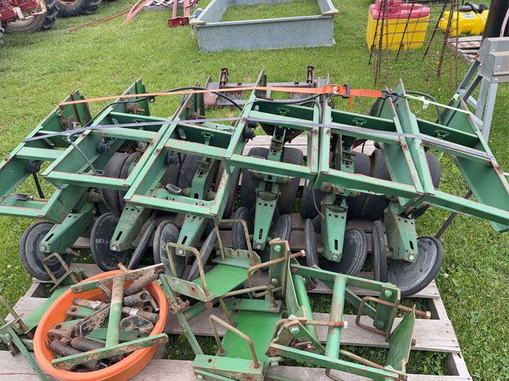 john-deere-7000-image-6