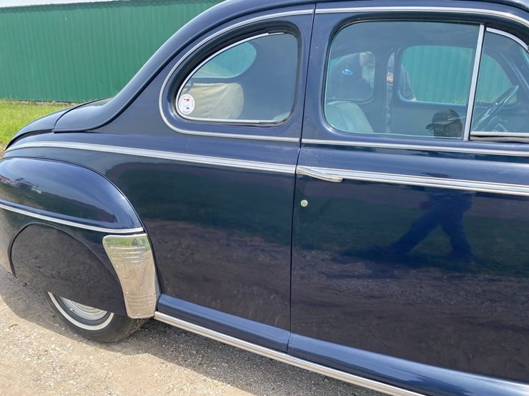 1946-ford-deluxe-business-coupe-image-16