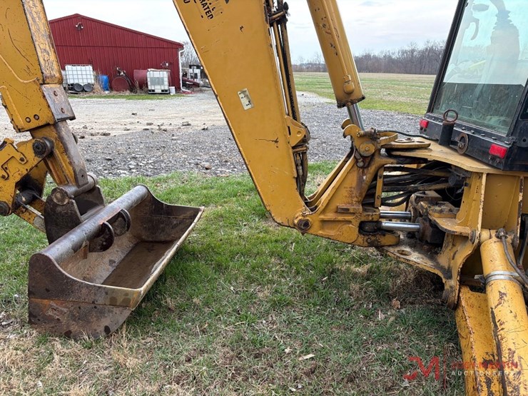 2001-caterpillar-420d-it-image-12