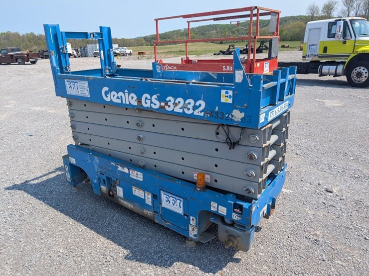 2011-genie-gs3232-image-2