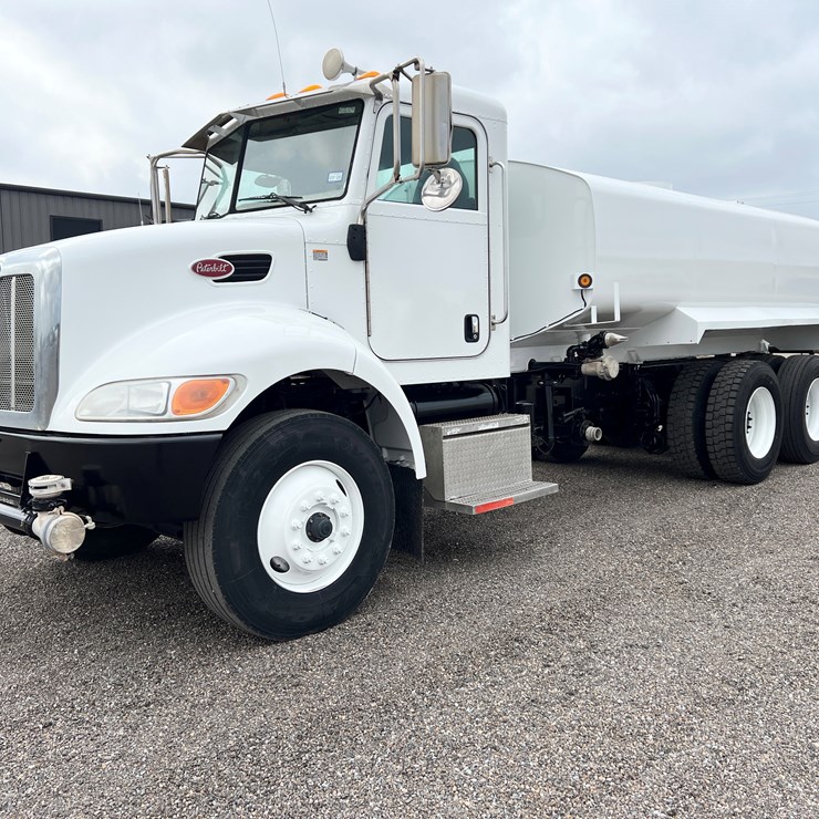 2009 PETERBILT 340