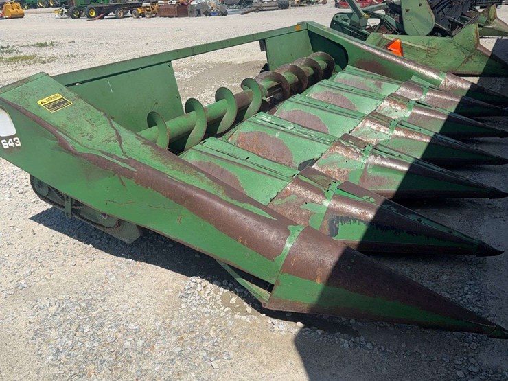 john-deere-6-image-1