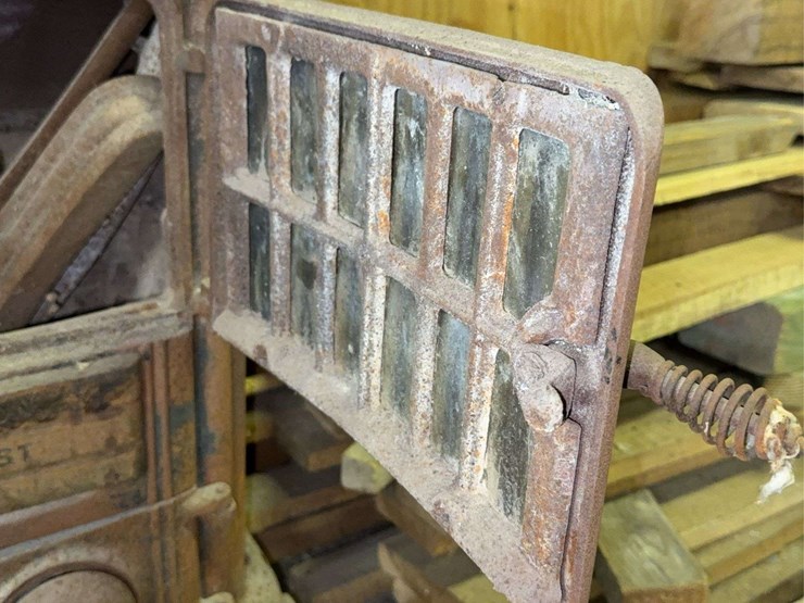 cast-iron-hot-blast-wood-burning-stove-image-4