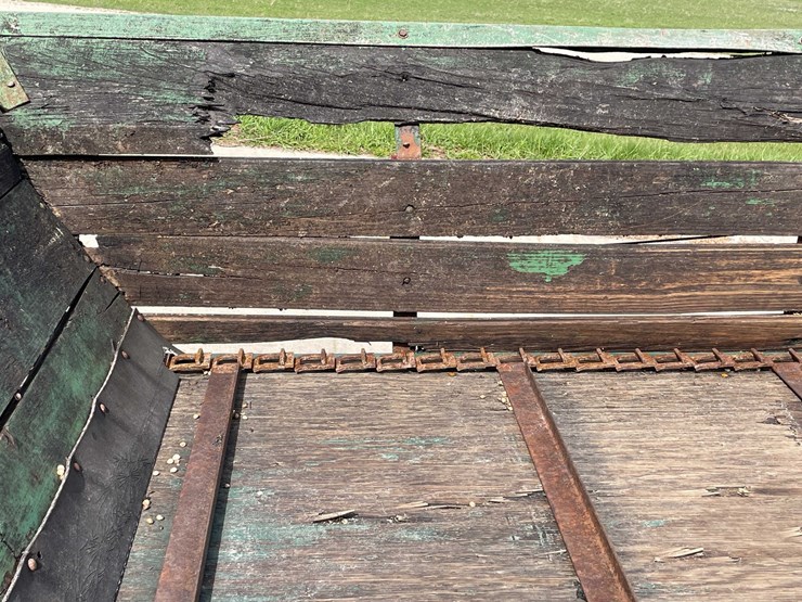 #5512-•-manure-spreader-image-16
