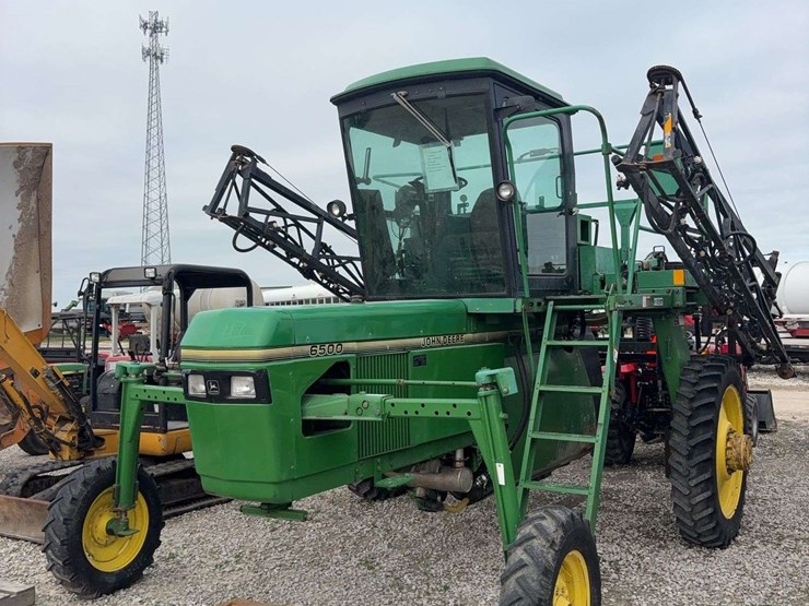 john-deere-6500-image-1