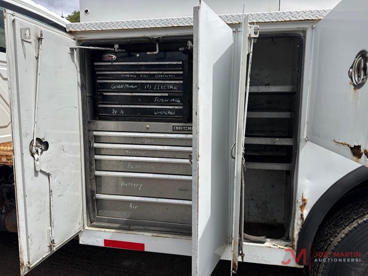 2004-international-durastar-4300-image-12