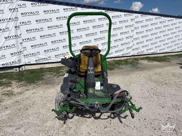 2018-john-deere-2500b-image-27