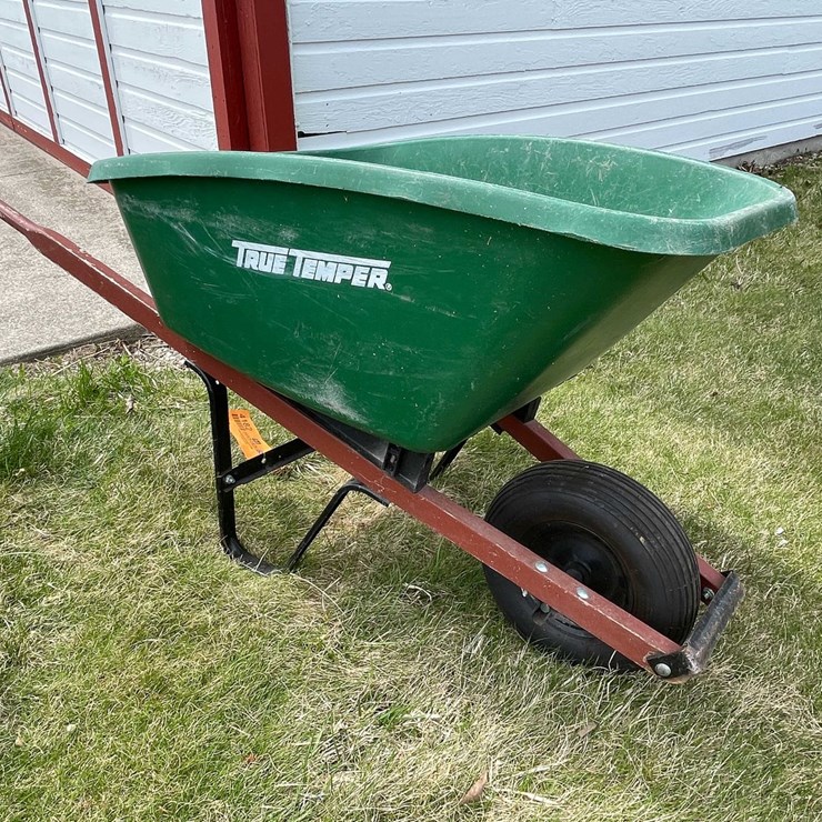 #4182 • Wheelbarrow