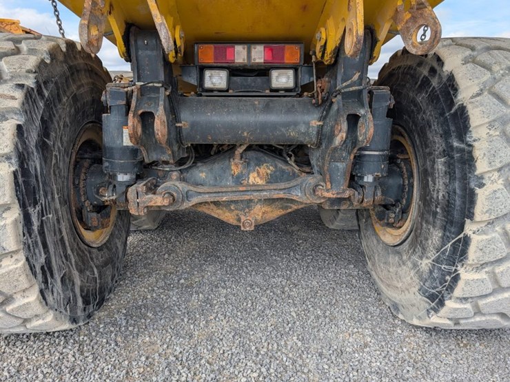 2008-komatsu-hm400-2-image-11