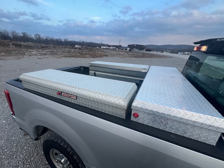 2017-ford-f250-xl-image-21