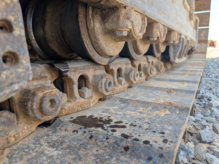2001-caterpillar-d5m-xl-image-5