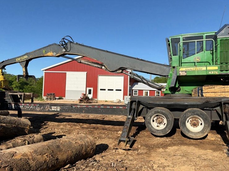 2018-deere-437e-image-6