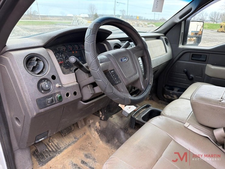 2010-ford-f150-xl-image-11