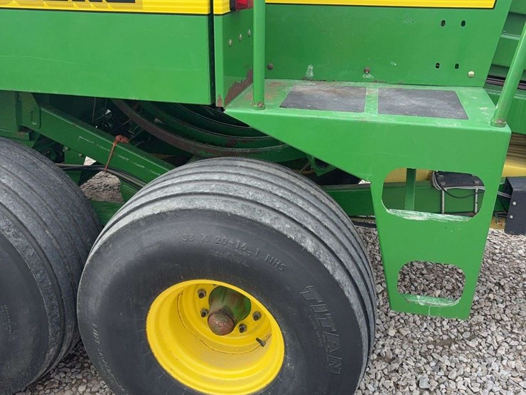 john-deere-100-image-25