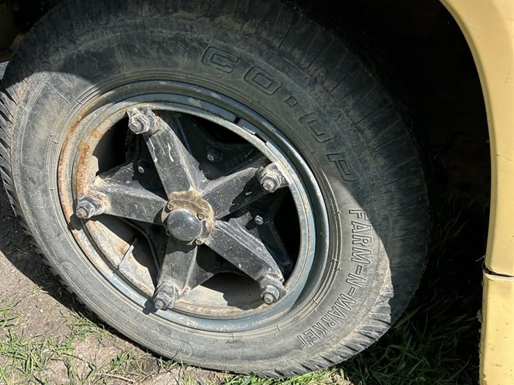 1977-ford-f600-image-9