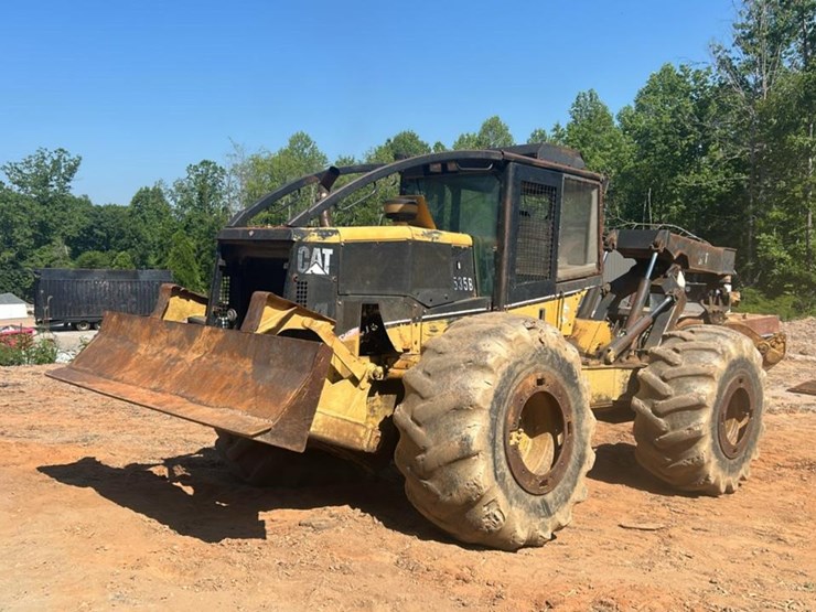 caterpillar-535b-image-1