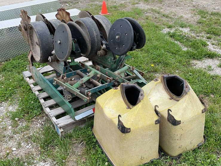 john-deere-7000-image-3