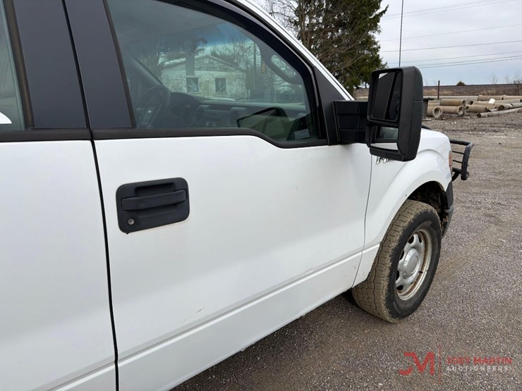 2010-ford-f150-xl-image-25