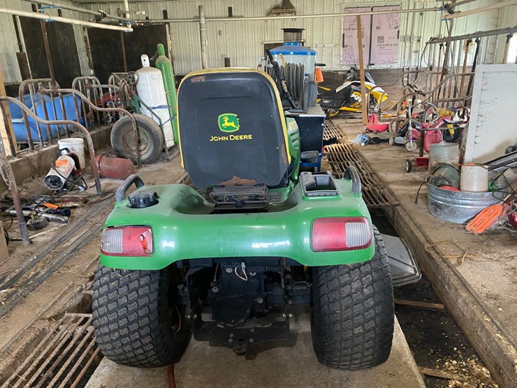 john-deere-x720-image-4