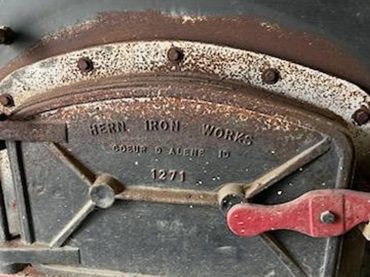 #195-•-hern-iron-works-wood-furnace-image-6