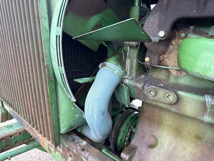 john-deere-4430-image-21