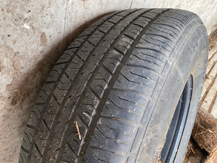#3580-•-spare-tire-on-rim-image-3
