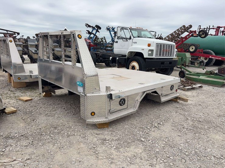 new-bradford-built-aluminum-flatbed,-96x114,-34"-frame-width,-60"-cab-to-axle,-fits-cab-and-chassis-dually-truck-any-make,-9ft-bed,-stock-#bb22782-image-1