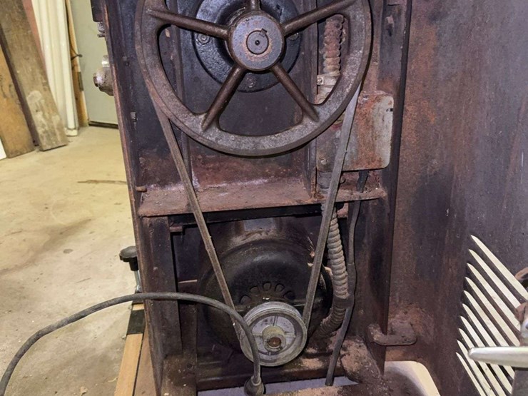 biro-aai-metal-cutting-band-saw-image-16