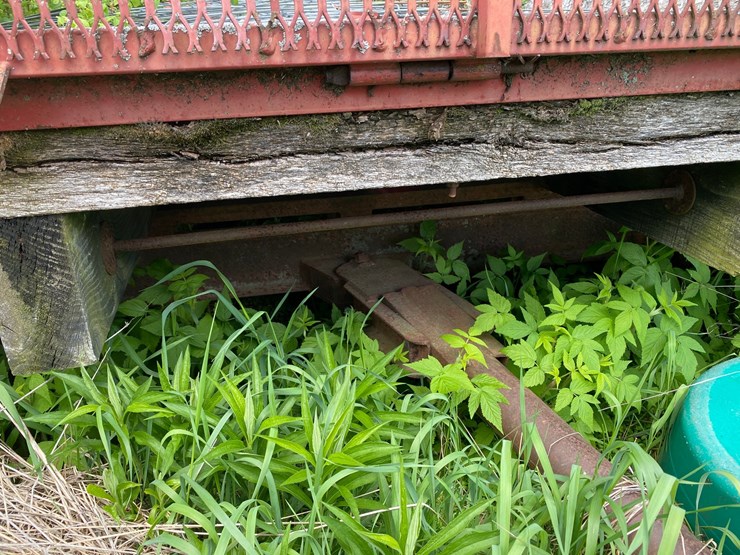 #3501-•-9'-x-16'-h&s-hay-wagon-image-8