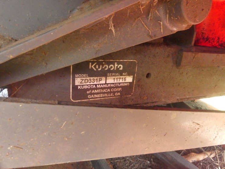 kubota-zd331-image-8