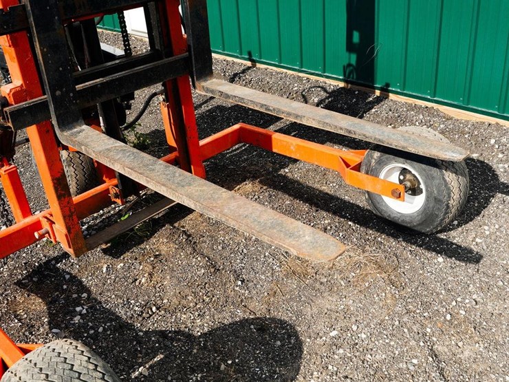 #107-•-2006-rough-terrain-walk-behind-forklift-image-18