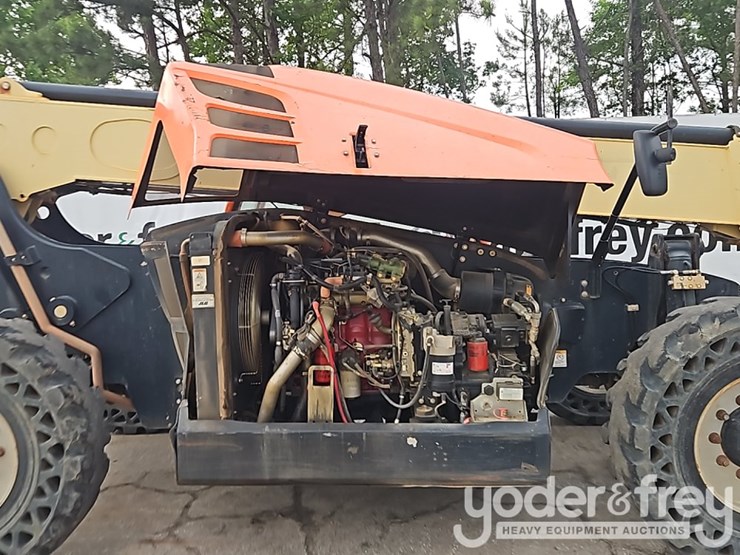 2016-jlg-642-image-19