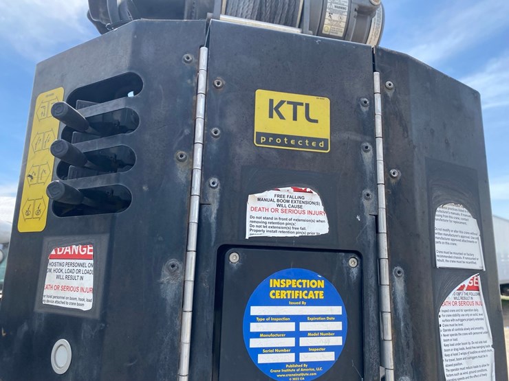 2019-ford-f-450-service-truck-image-29