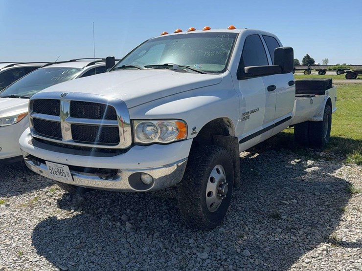 2005-dodge-ram-3500-image-1
